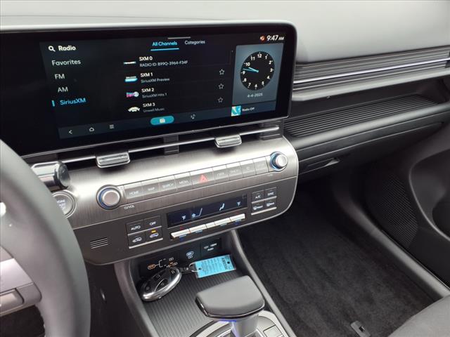 2025 Hyundai KONA SEL