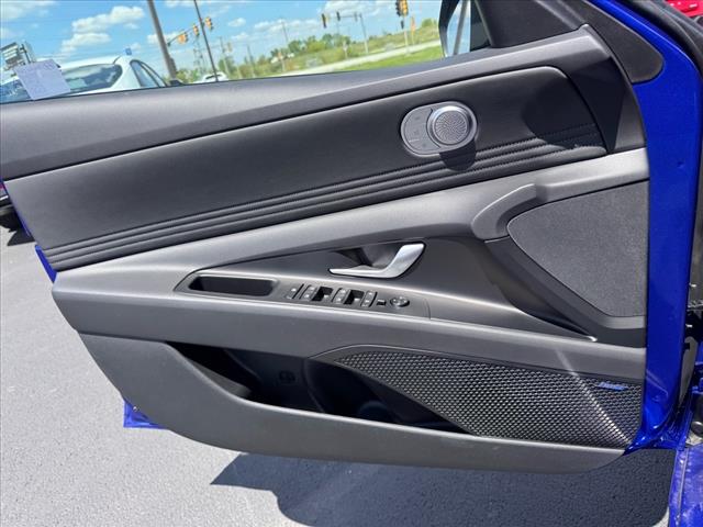 2025 Hyundai ELANTRA Hybrid Limited