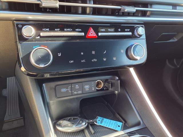 2025 Hyundai SANTA CRUZ SEL Activity