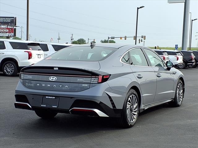 2025 Hyundai SONATA Hybrid SEL