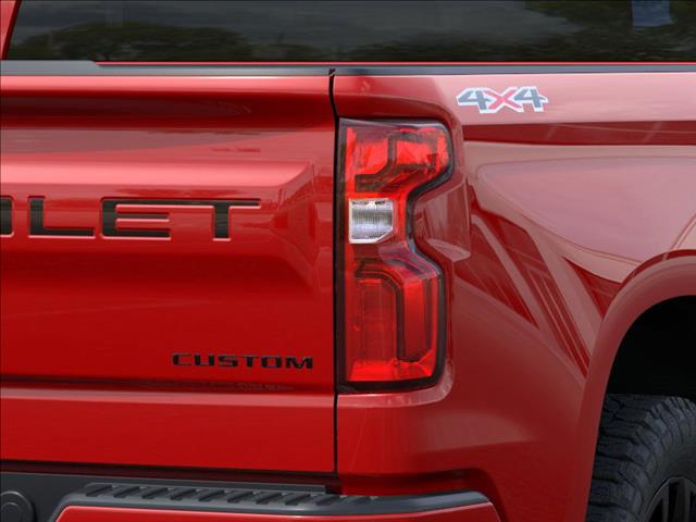 2025 Chevrolet Silverado 1500 4WD CREW CAB 147  CUSTOM
