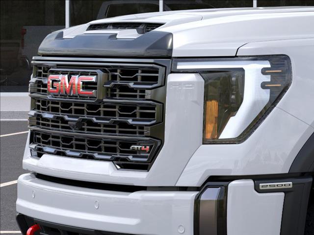 2025 GMC Sierra 2500HD 4WD CREW CAB 159  AT4