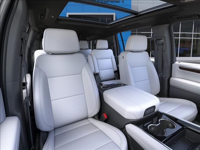 2025 Chevrolet Suburban 4WD 4DR PREMIER