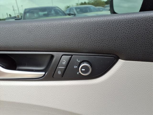 2013 Volkswagen Passat 4DR SDN 2.5L AUTO S W/APP
