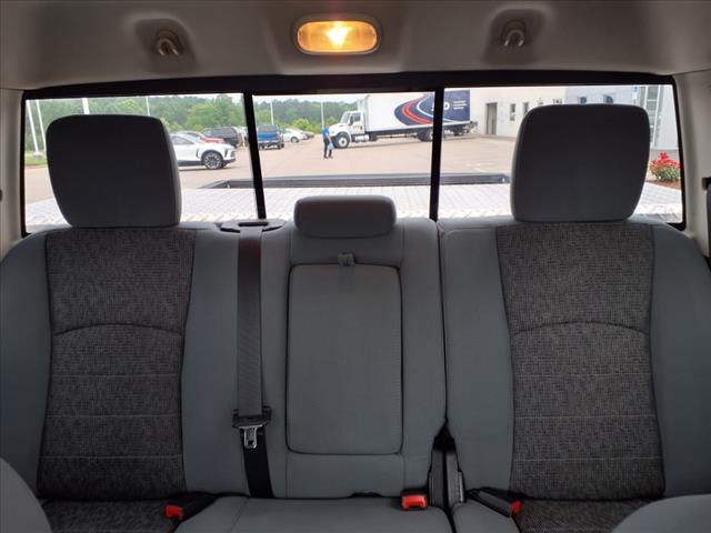 2014 RAM 2500 4WD CREW CAB 149  SLT
