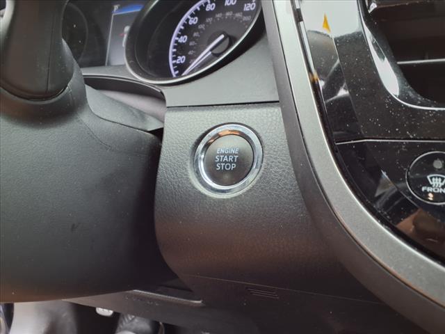 2022 Toyota Camry SE AUTO