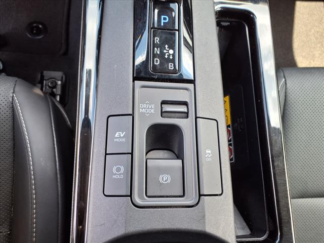 2024 Toyota Prius LIMITED
