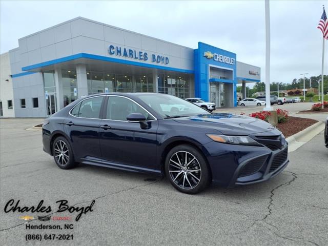 2022 Toyota Camry SE AUTO