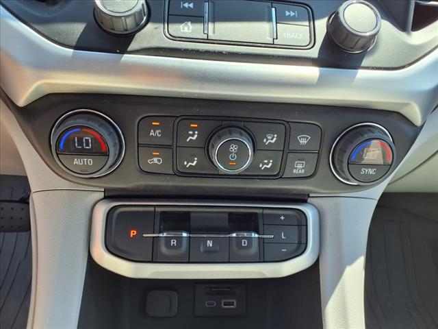 2022 GMC Acadia FWD 4DR SLT