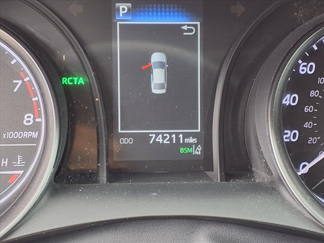 2022 Toyota Camry SE AUTO