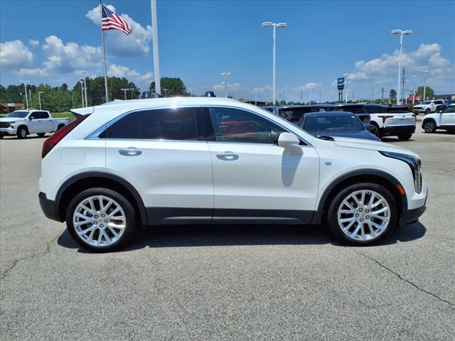 2022 Cadillac XT4 FWD 4DR LUXURY