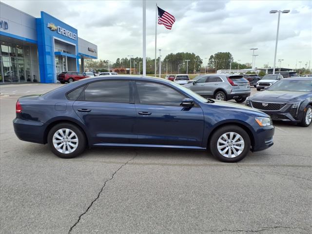 2013 Volkswagen Passat 4DR SDN 2.5L AUTO S W/APP