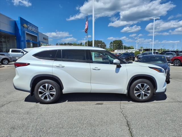 2021 Toyota Highlander XLE AWD