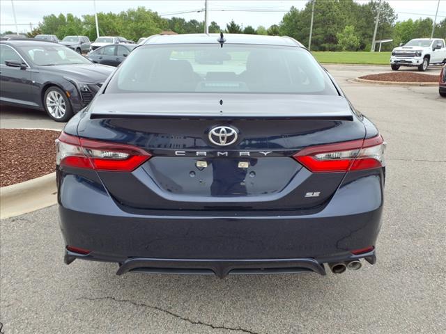 2022 Toyota Camry SE AUTO