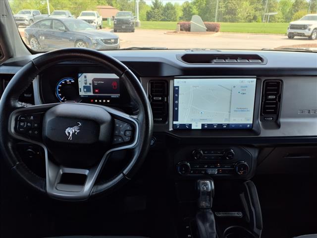2022 Ford Bronco OUTER BANKS 4 DOOR ADVANC