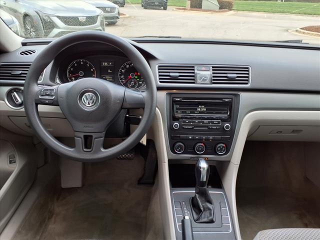 2013 Volkswagen Passat 4DR SDN 2.5L AUTO S W/APP
