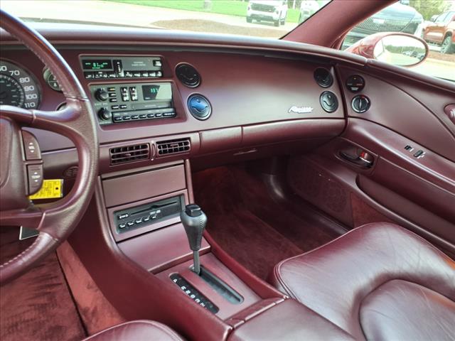 1995 Buick Riviera 2DR COUPE