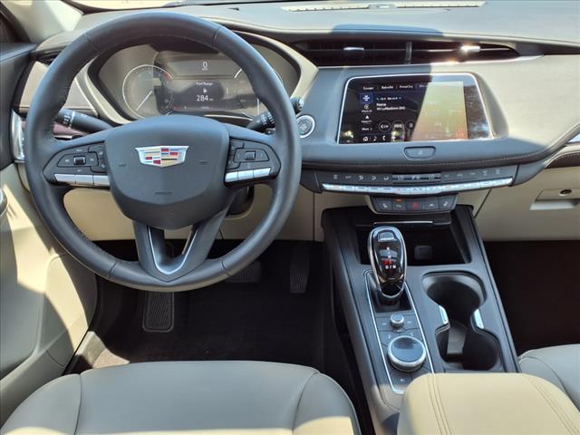 2022 Cadillac XT4 FWD 4DR LUXURY