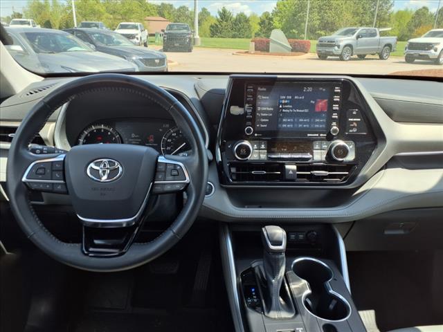 2021 Toyota Highlander XLE AWD