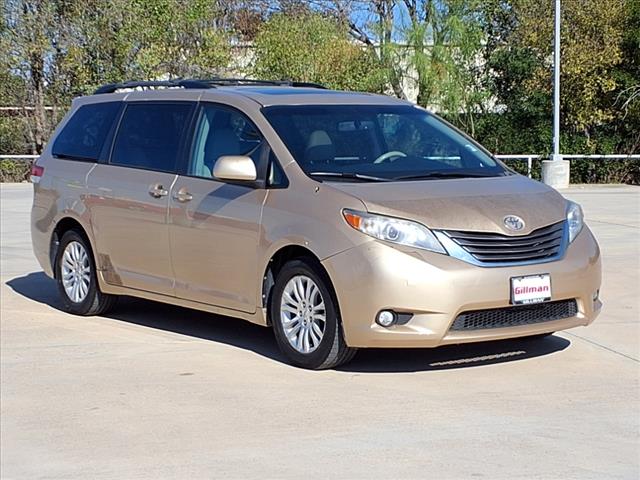 2011 Toyota Sienna