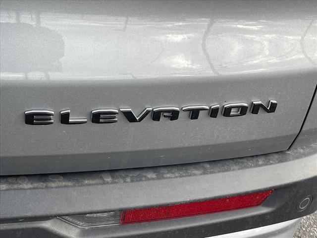 2024 GMC Acadia Elevation