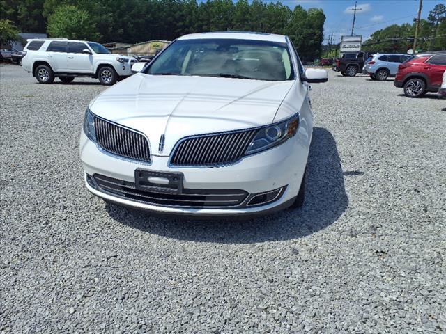 2014 Lincoln MKS Base