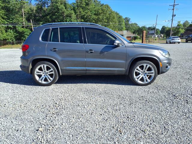 2012 Volkswagen Tiguan SE 4Motion