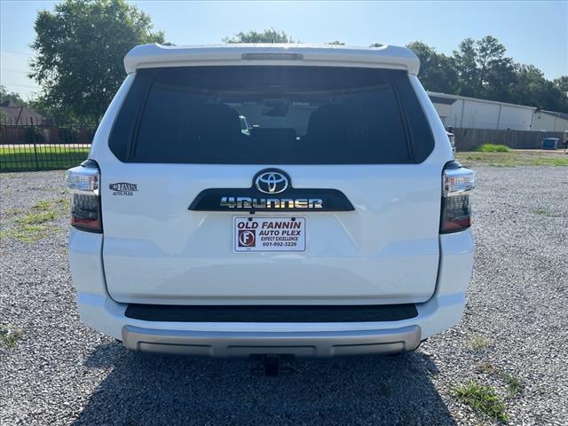 2024 Toyota 4Runner TRD Off-Road