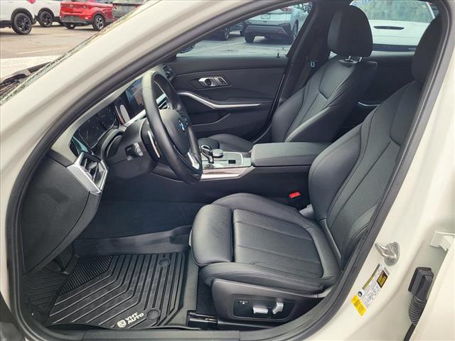 2021 BMW 3 Series 330i - Photo 11