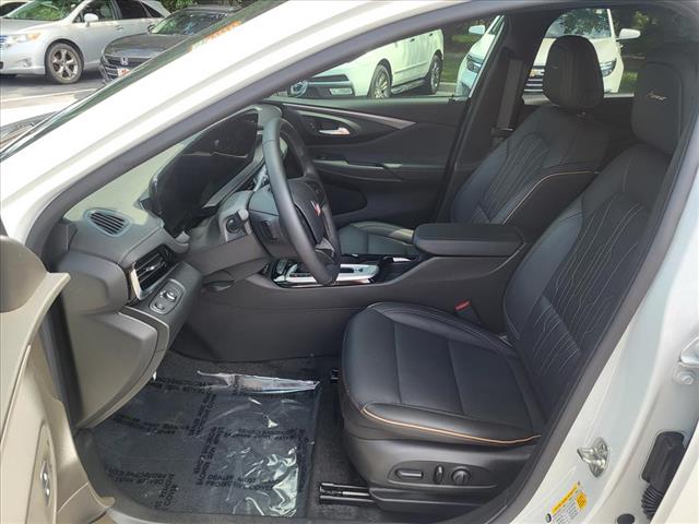 2024 Buick Envista Avenir - Photo 12