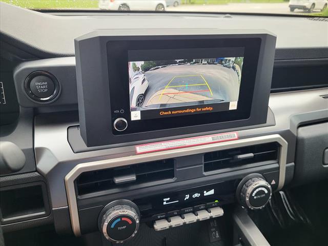 2024 Toyota Tacoma SR5 - Photo 17