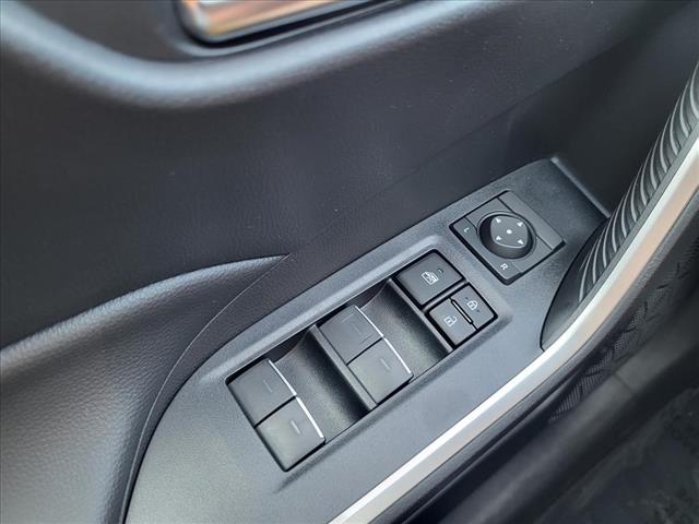 2023 Toyota RAV4 XLE - Photo 23