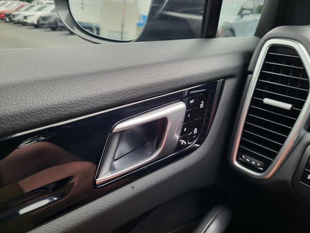2020 Porsche Cayenne  - Photo 27