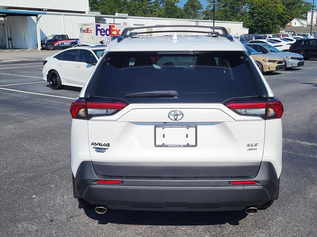 2023 Toyota RAV4 XLE - Photo 3