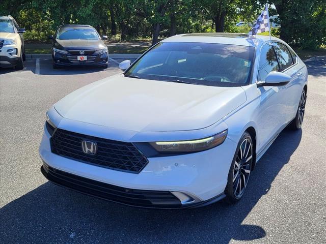 2023 Honda Accord Hybrid Touring - Photo 6