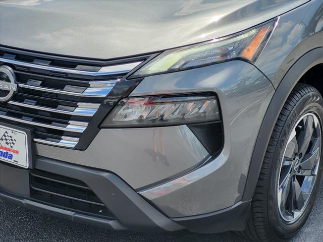 2024 Nissan Rogue SV - Photo 8
