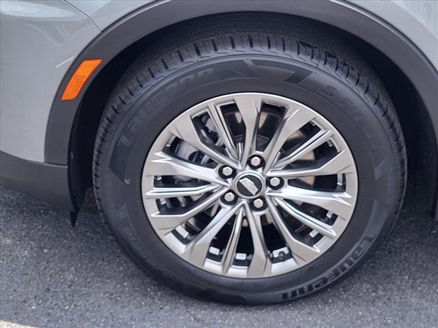 2024 Cadillac XT4 Premium Luxury - Photo 9