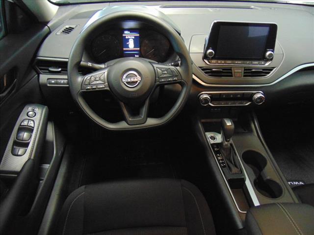 2025 Nissan Altima S FWD