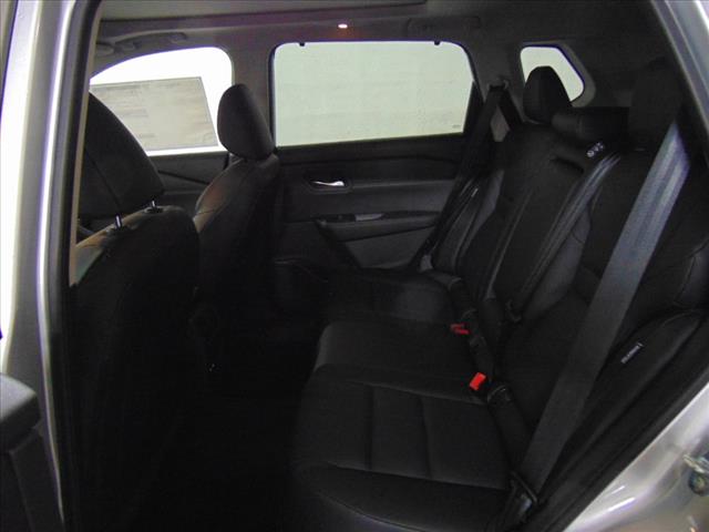 2025 Nissan Rogue FWD SV