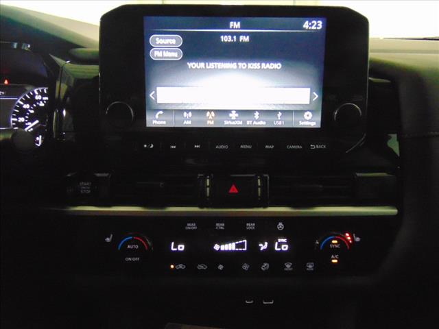 2025 Nissan Pathfinder SL 4WD