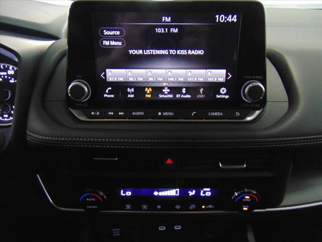 2025 Nissan Rogue AWD SV