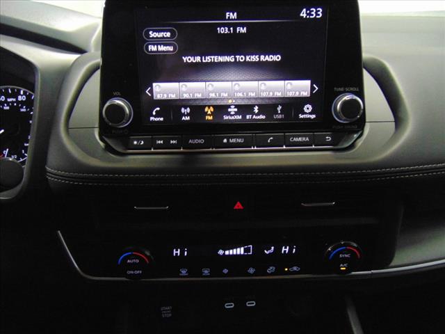2025 Nissan Rogue AWD SV