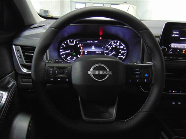 2025 Nissan Rogue FWD SV
