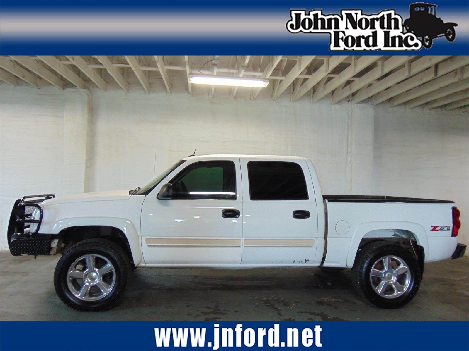  2005 Chevrolet Silverado 1500 Pickup Truck Four-Wheel Drive 4-Speed Automatic