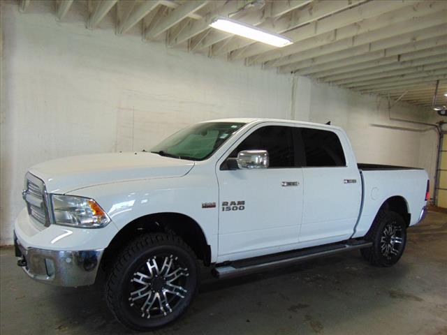 2017 RAM 1500 LONE STAR SILVER 4X4 CREW