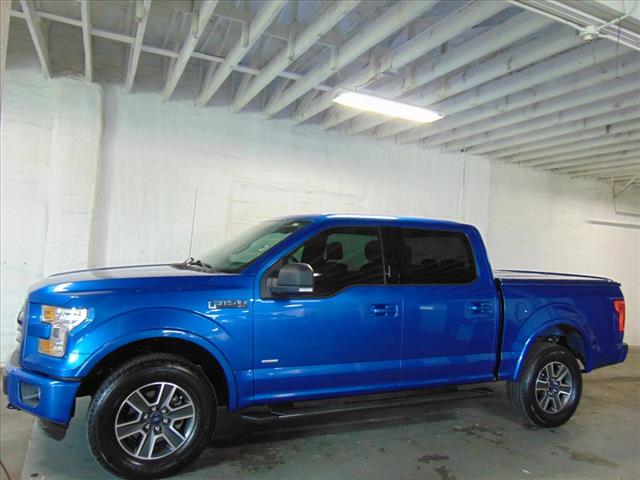 2015 Ford F-150 4WD SUPERCREW 145  XLT