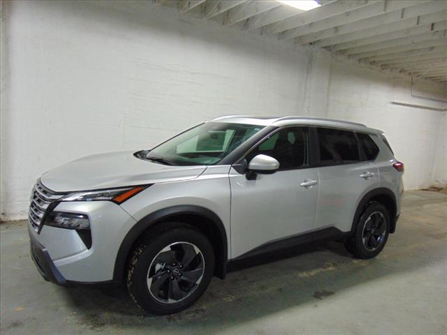 2025 Nissan Rogue FWD SV
