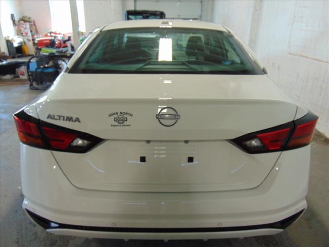 2025 Nissan Altima S FWD