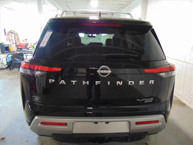 2025 Nissan Pathfinder PLATINUM 4WD