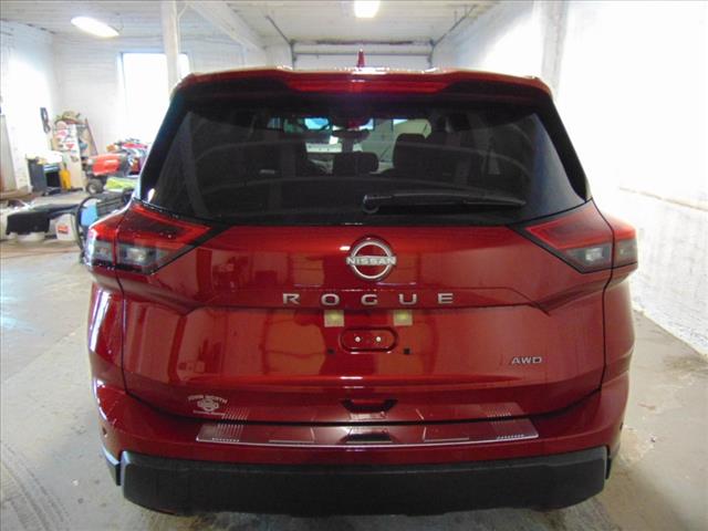 2025 Nissan Rogue AWD SV